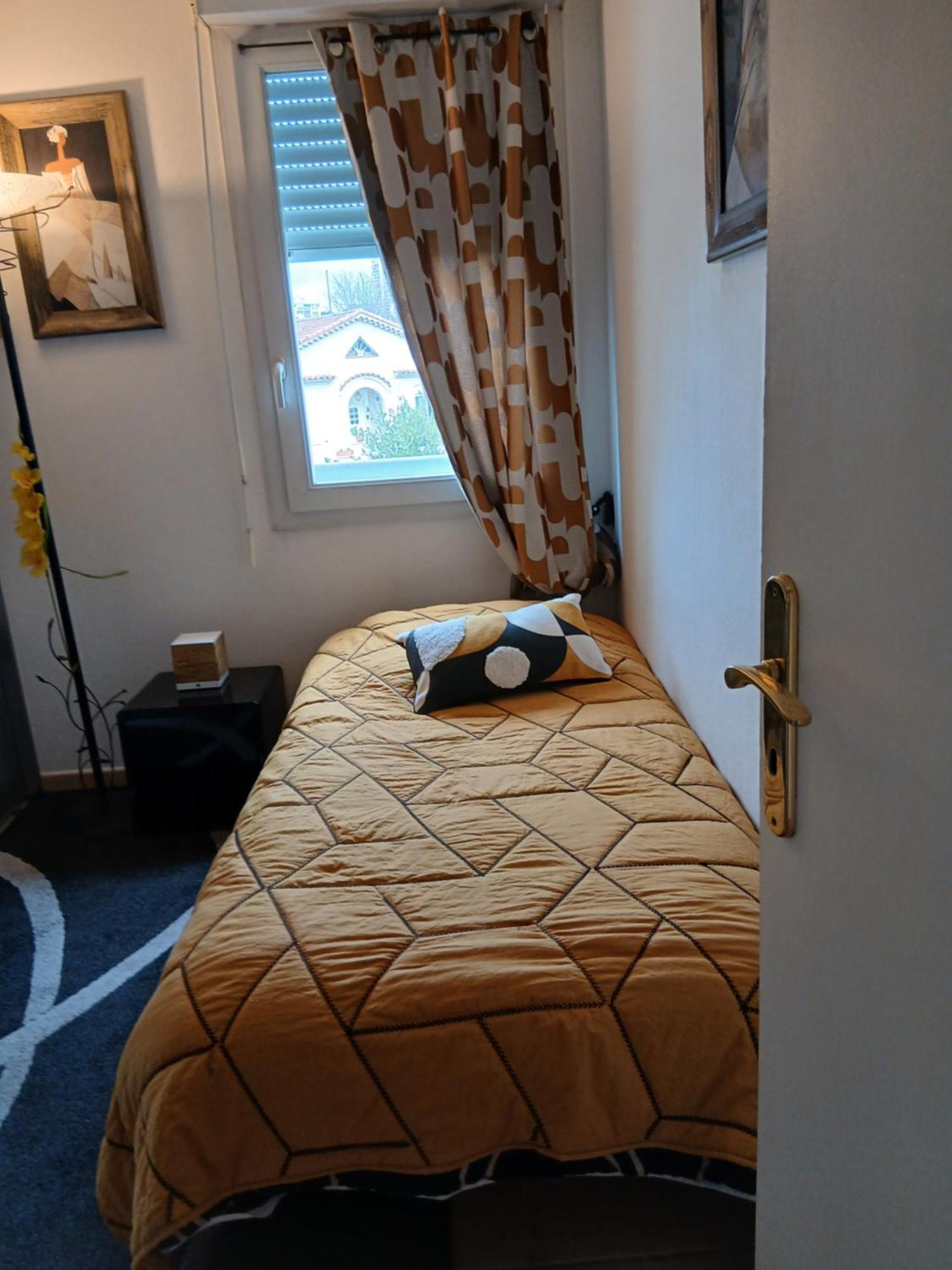 Location Chambre 2 Personnes Chez Angela Cannes Rum bild